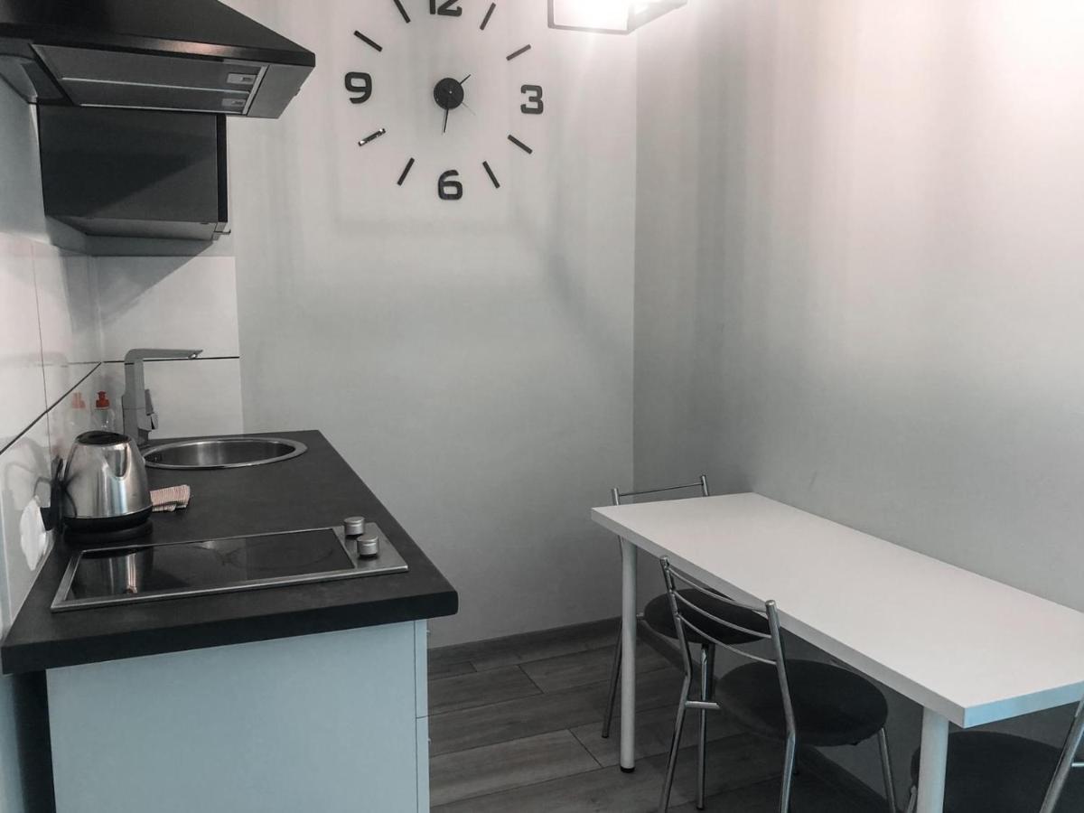 Hostel Przed Switem Гожув-Велькопольски Экстерьер фото