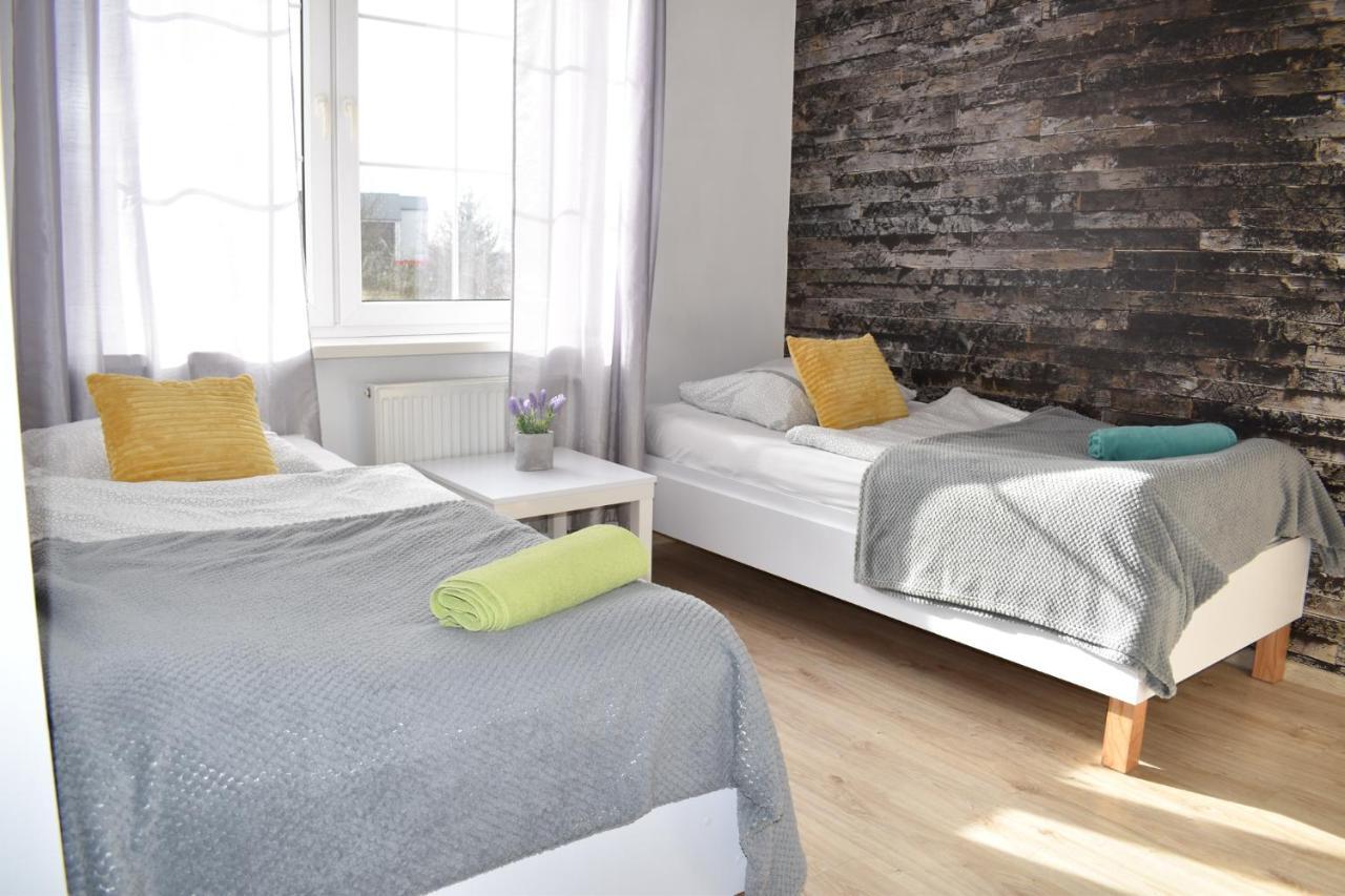 Hostel Przed Switem Гожув-Велькопольски Экстерьер фото
