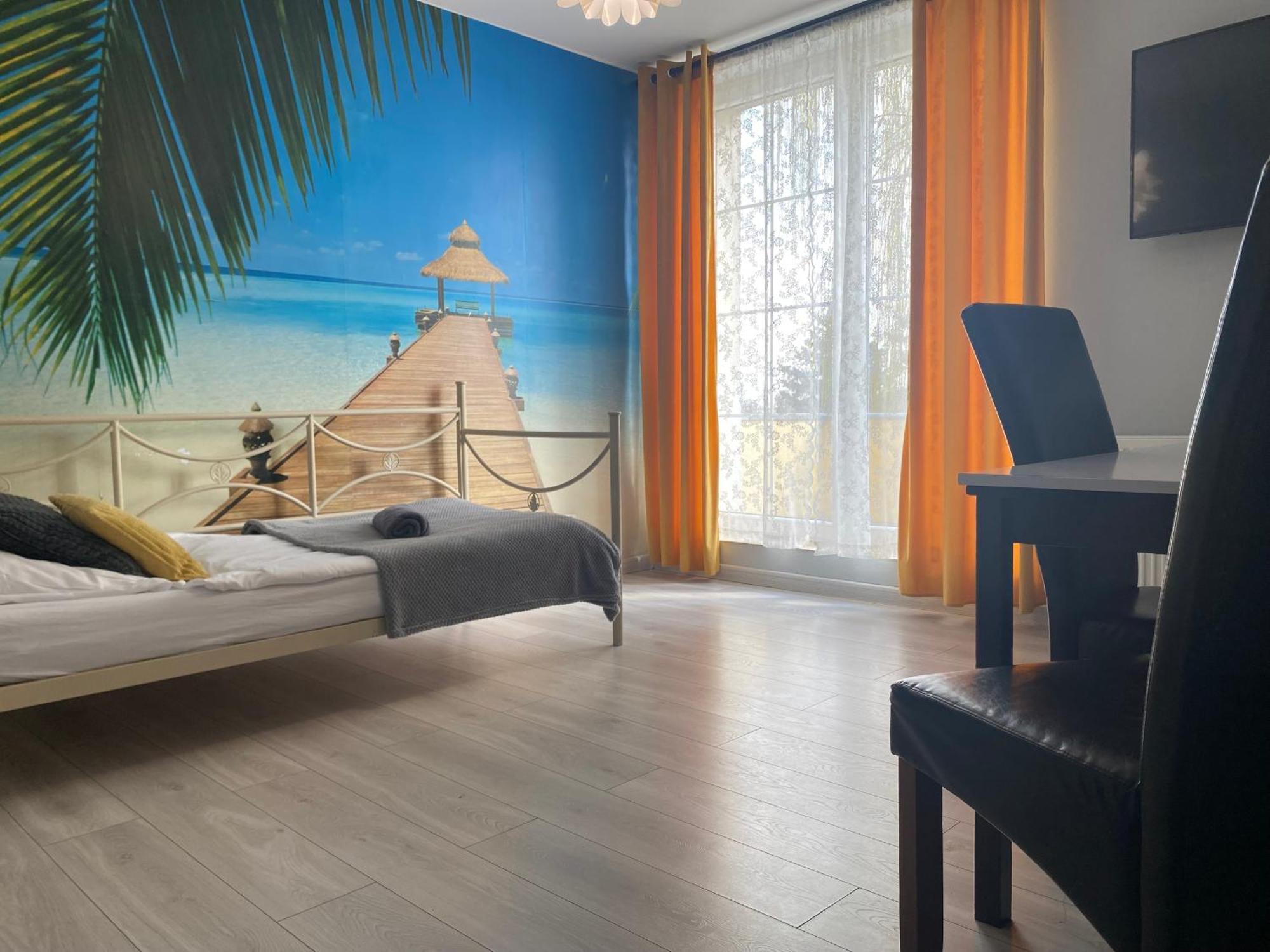 Hostel Przed Switem Гожув-Велькопольски Экстерьер фото