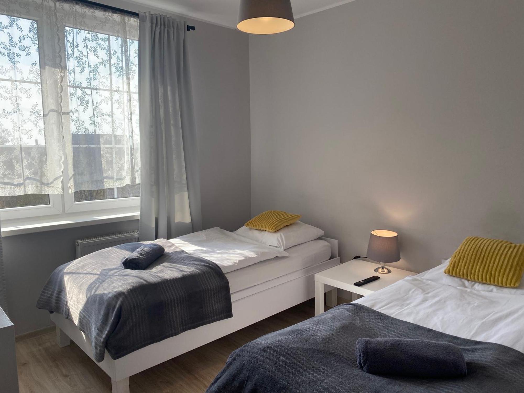 Hostel Przed Switem Гожув-Велькопольски Экстерьер фото
