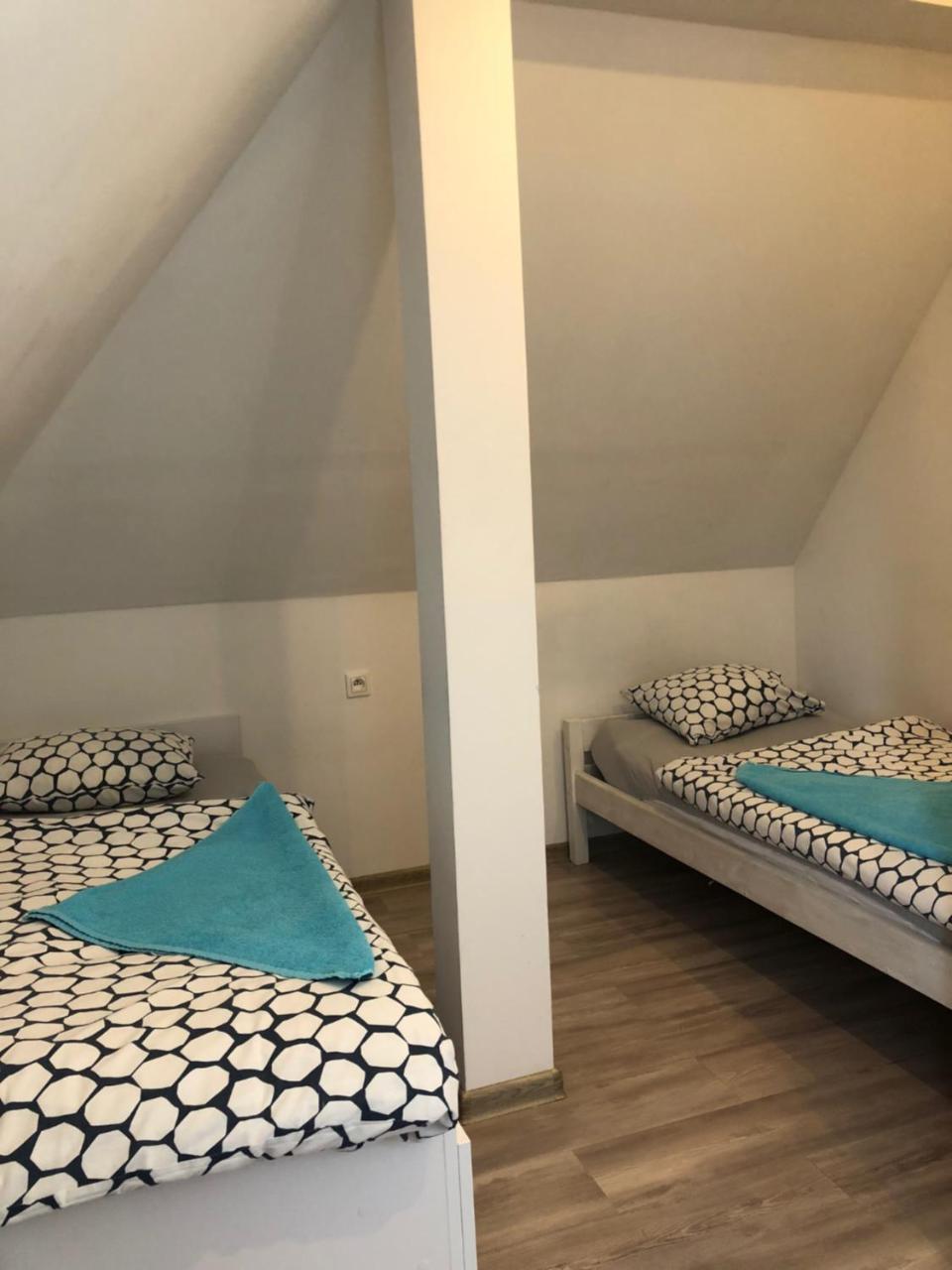 Hostel Przed Switem Гожув-Велькопольски Экстерьер фото