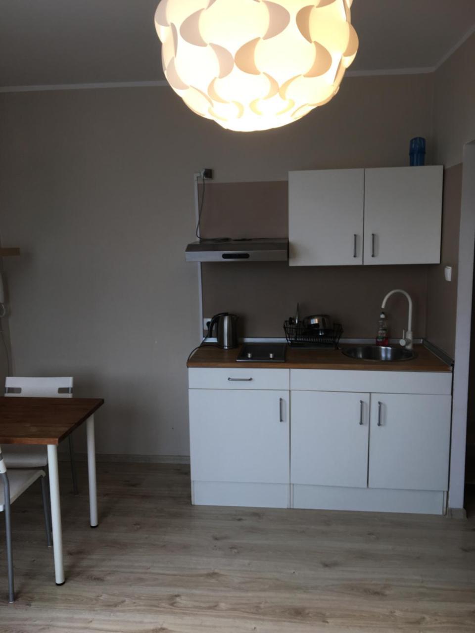 Hostel Przed Switem Гожув-Велькопольски Экстерьер фото