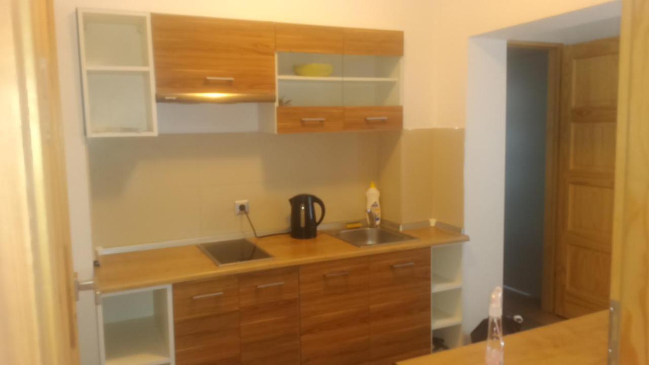 Hostel Przed Switem Гожув-Велькопольски Экстерьер фото